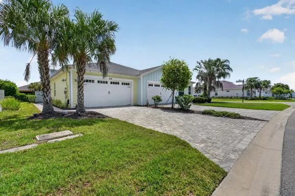 Property Slideshow image 3 of 55 | 408 lost shaker way, Daytona Beach, FL, 32124