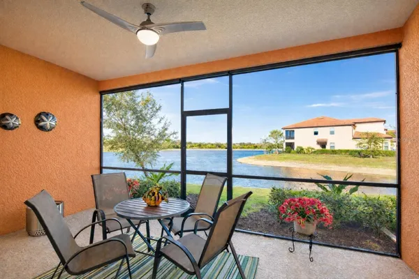 Property Slideshow image 2 of 47 | 10042 crooked creek dr 102, Venice, FL, 34293