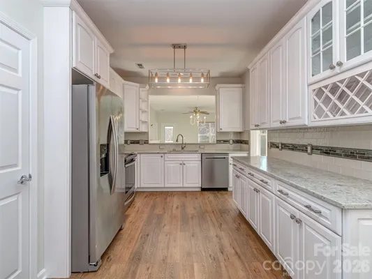 Property Slideshow image 3 of 42 | 23064 whimbrel cir, Fort Mill, SC, 29707