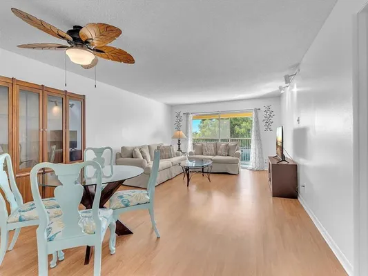 Property Slideshow image 2 of 29 | 6870 royal palm blvd 310m, Margate, FL, 33063