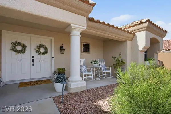 Property Slideshow image 2 of 38 | 2917 lotus hill dr, Las Vegas, NV, 89134