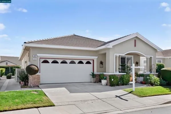 Property Slideshow image 2 of 31 | 281 black amber way, Brentwood, CA, 94513