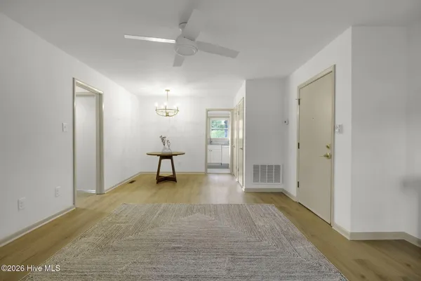 Property Slideshow image 3 of 31 | 317 driftwood cir b, Southern Pines, NC, 28387