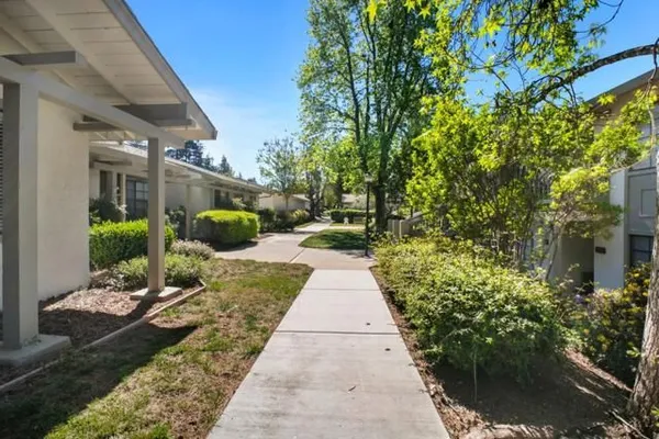 Property Slideshow image 3 of 43 | 5311 cribari gln, San Jose, CA, 95135