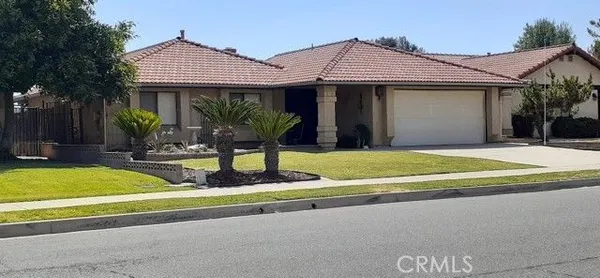 Property Slideshow image 2 of 29 | 1484 pepper tree dr, Hemet, CA, 92545