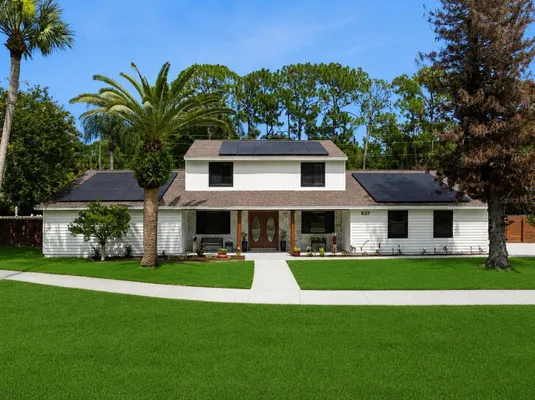 Property Slideshow image 3 of 47 | 537 pelican bay dr, Daytona Beach, FL, 32119