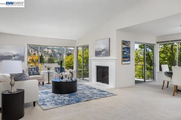 Property Slideshow image 3 of 35 | 1985 cactus ct 3, Walnut Creek, CA, 94595