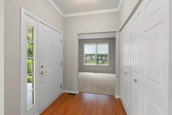 Property Slideshow image 3 of 28 | 16220 goose lake dr, Crest Hill, IL, 60403