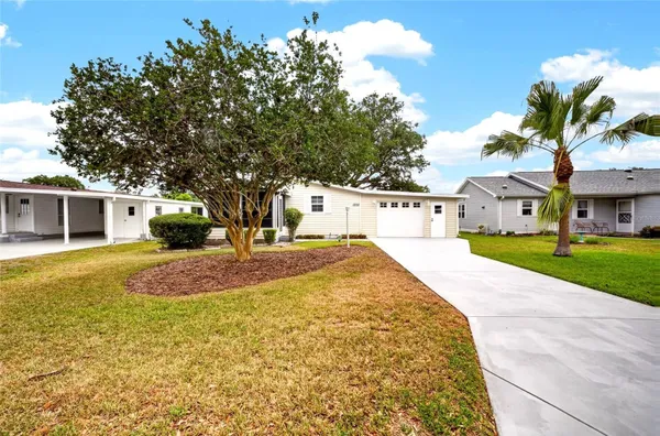 Property Slideshow image 2 of 87 | 1222 zapata pl, Lady Lake, FL, 32159