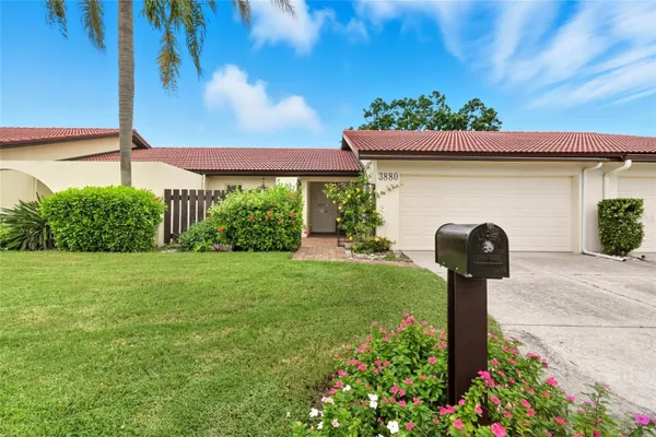 Property Slideshow image 2 of 44 | 3880 el poinier ct # 8702, Sarasota, FL, 34232
