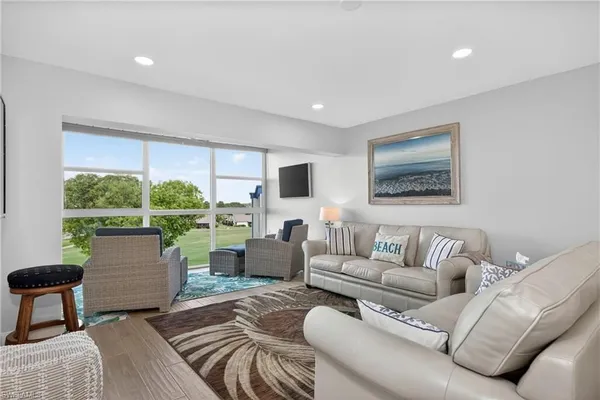 Property Slideshow image 3 of 50 | 6220 augusta dr 408, Fort Myers, FL, 33907
