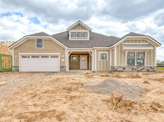 Property Slideshow image 3 of 22 | 5903 maple glen dr, Noblesville, IN, 46062