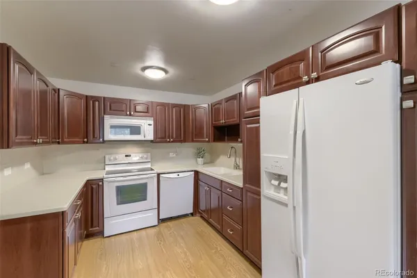 Property Slideshow image 3 of 25 | 755 s alton way 7c, Denver, CO, 80247