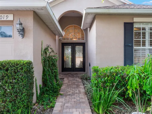 Property Slideshow image 2 of 46 | 8019 arcadian ct, Mount Dora, FL, 32757