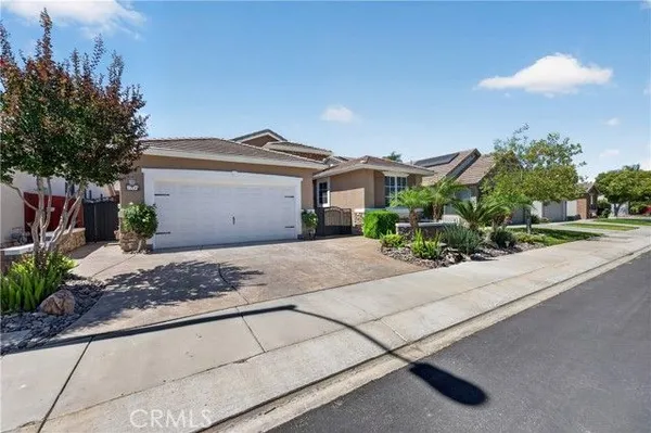 Property Slideshow image 2 of 59 | 7704 armour dr, Hemet, CA, 92545
