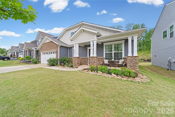 Property Slideshow image 3 of 44 | 3010 eagle ridge ln, Indian Trail, NC, 28079