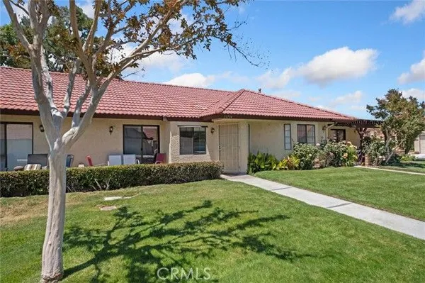 Property Slideshow image 2 of 20 | 11734 cottonwood dr, Apple Valley, CA, 92308