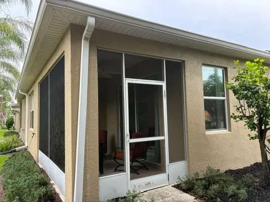 Property Slideshow image 3 of 19 | 2304 oakley green dr 61, Sun City Center, FL, 33573
