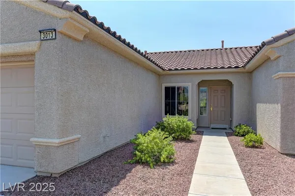 Property Slideshow image 3 of 37 | 3013 fort stanwix rd, Henderson, NV, 89052