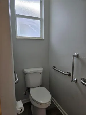 Property Slideshow image 3 of 10 | 307 heron point way, Deland, FL, 32724