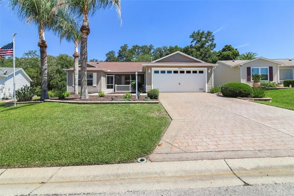 Property Slideshow image 2 of 29 | 16856 se 96th chapelwood cir, The Villages, FL, 32162