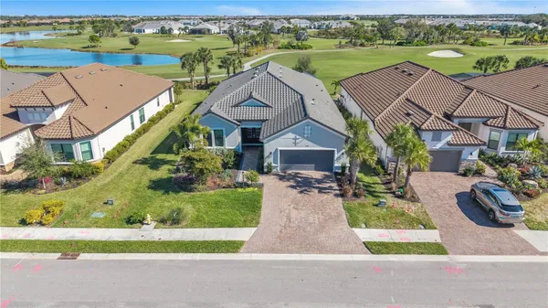 Property Slideshow image 2 of 100 | 3618 santa caterina blvd, Bradenton, FL, 34211