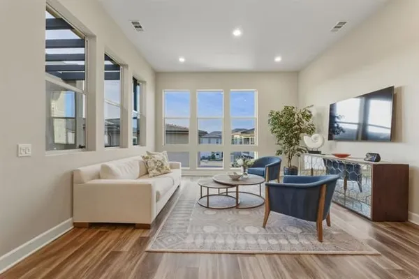 Property Slideshow image 3 of 37 | 16750 coyote bush dr 23, San Diego, CA, 92127