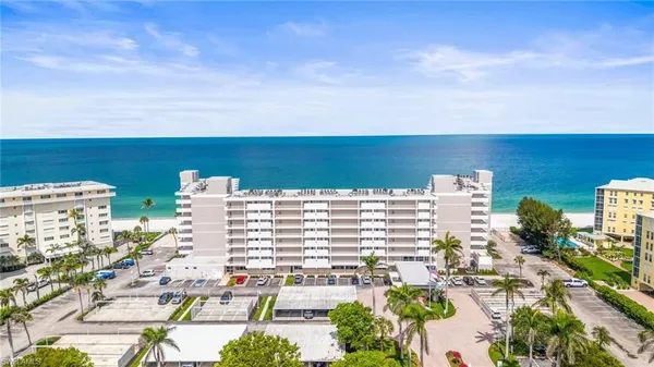 Property Slideshow image 3 of 34 | 3443 gulf shore blvd 713, Naples, FL, 34103