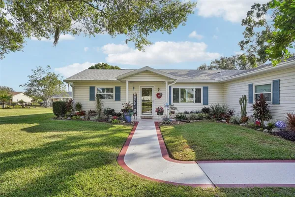 Property Slideshow image 2 of 53 | 17554 se 104th cir, Summerfield, FL, 34491