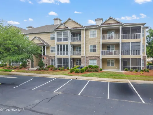 Property Slideshow image 3 of 40 | 221 woodlands way 21, Calabash, NC, 28467