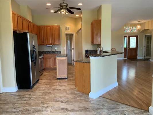 Property Slideshow image 3 of 12 | 5475 bounty cir, Tavares, FL, 32778