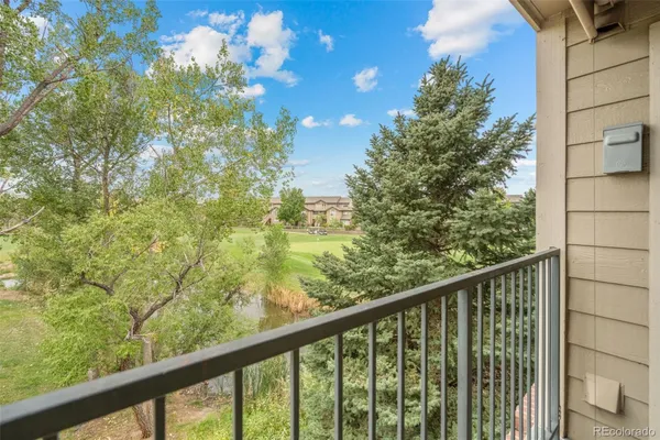 Property Slideshow image 3 of 32 | 2894 w riverwalk cir b210, Littleton, CO, 80123