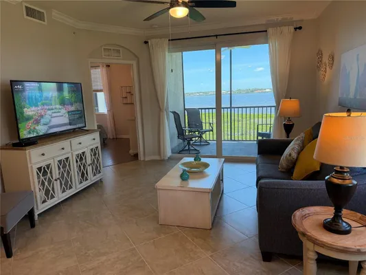 Property Slideshow image 2 of 12 | 1020 tidewater shores loop 208, Bradenton, FL, 34208