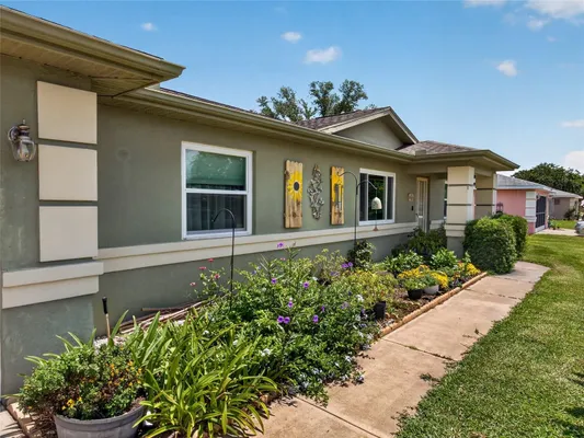 Property Slideshow image 2 of 30 | 6341 sw 103rd ln, Ocala, FL, 34476