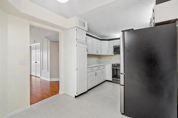 Property Slideshow image 2 of 39 | 13770 oneida dr d2, Delray Beach, FL, 33446