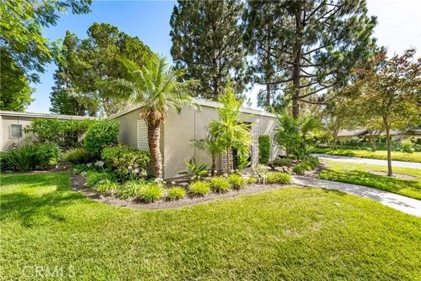 Property Slideshow image 3 of 47 | 109 via estrada a, Laguna Woods, CA, 92637