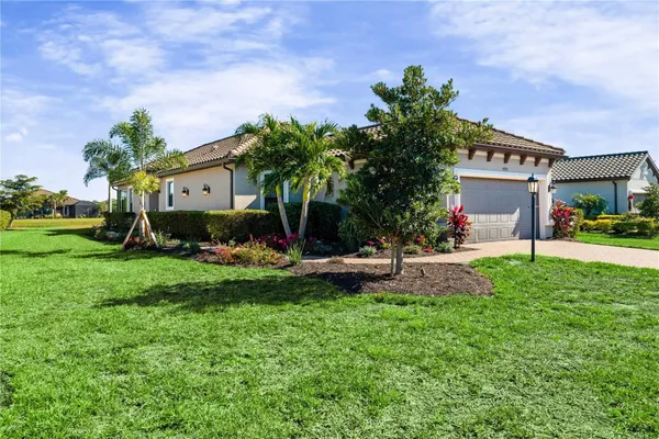 Property Slideshow image 3 of 38 | 4743 motta ct, Bradenton, FL, 34211