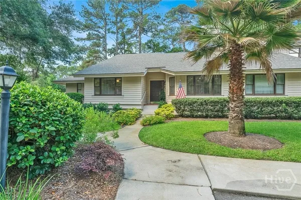 Property Slideshow image 2 of 37 | 24 franklin creek rd, Savannah, GA, 31411