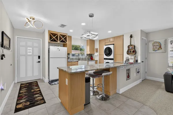 Property Slideshow image 3 of 66 | 4549 tippecanoe trl 20, Sarasota, FL, 34233