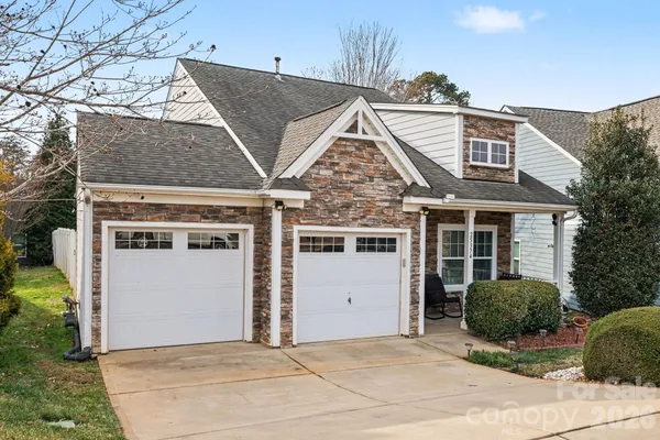 Property Slideshow image 2 of 27 | 25374 seagull dr, Lancaster, SC, 29720