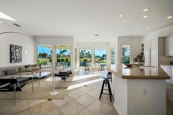 Property Slideshow image 3 of 24 | 57178 medinah, La Quinta, CA, 92253