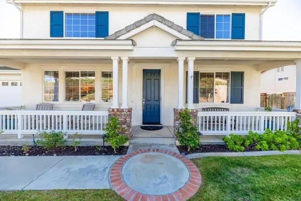 Property Slideshow image 3 of 34 | 10353 pinion trl, Escondido, CA, 92026