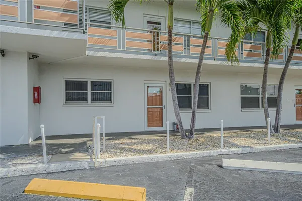 Property Slideshow image 2 of 52 | 3128 59th st 110, Gulfport, FL, 33707
