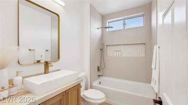 Property Slideshow image 2 of 51 | 3013 abercorn dr, Las Vegas, NV, 89134