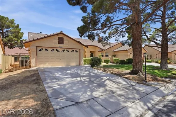 Property Slideshow image 3 of 47 | 5537 port barrington way, Las Vegas, NV, 89130