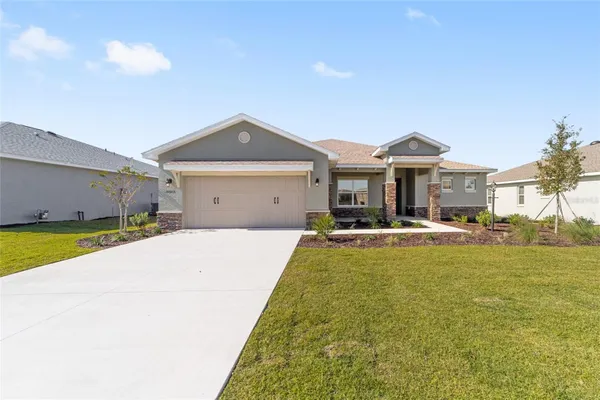 Property Slideshow image 3 of 41 | 10013 sw 106th cir, Ocala, FL, 34481