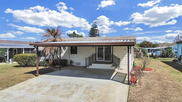 Property Slideshow image 2 of 35 | 4969 deerwood dr, Lakeland, FL, 33810