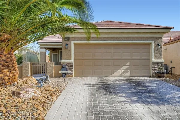 Property Slideshow image 3 of 40 | 7744 widewing dr, North Las Vegas, NV, 89084