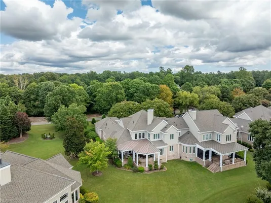Property Slideshow image 2 of 34 | 215 rivers edge a, Williamsburg, VA, 23185