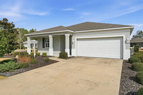 Property Slideshow image 2 of 42 | 7924 sw 85th loop, Ocala, FL, 34476